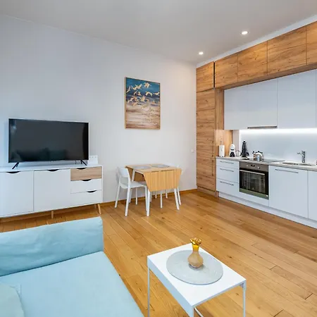 Apartment Cozy Old Town Near Mcdonalds By Polo Aparments